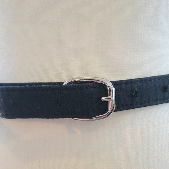 3/$30 Vintage Leather And Fabric Pencil Belt - Picture 2 of 7